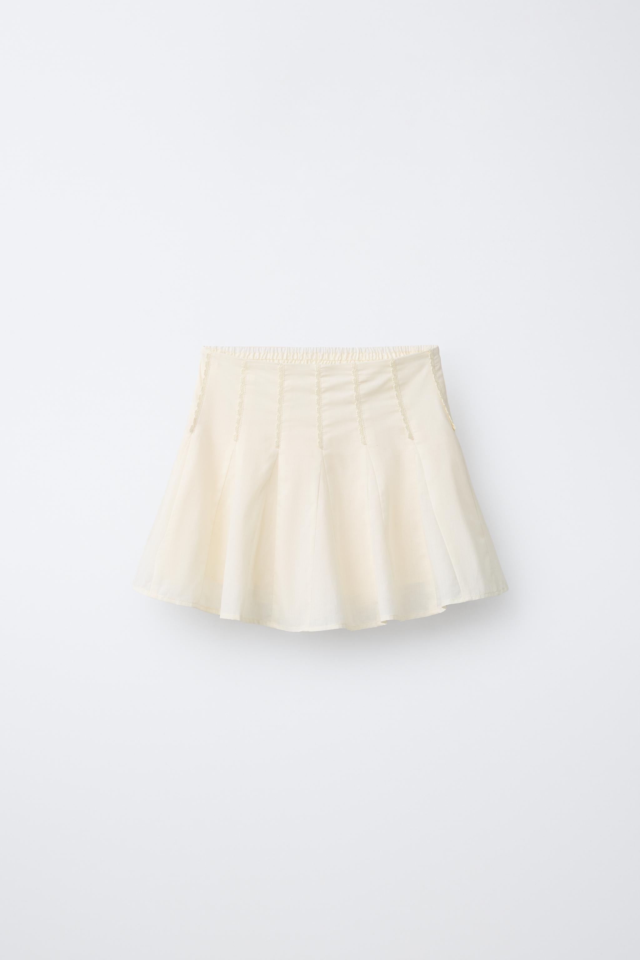 LACE TRIM SKIRT